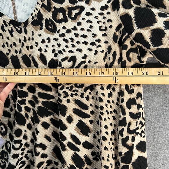 Attitudes by Renee Long Sleeve V-neck Tunic Textured Knit Leopard, Medium - Picture 7 of 9